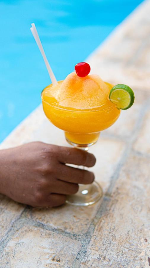 Alba Coral Hotel Pedernales Eksteriør billede